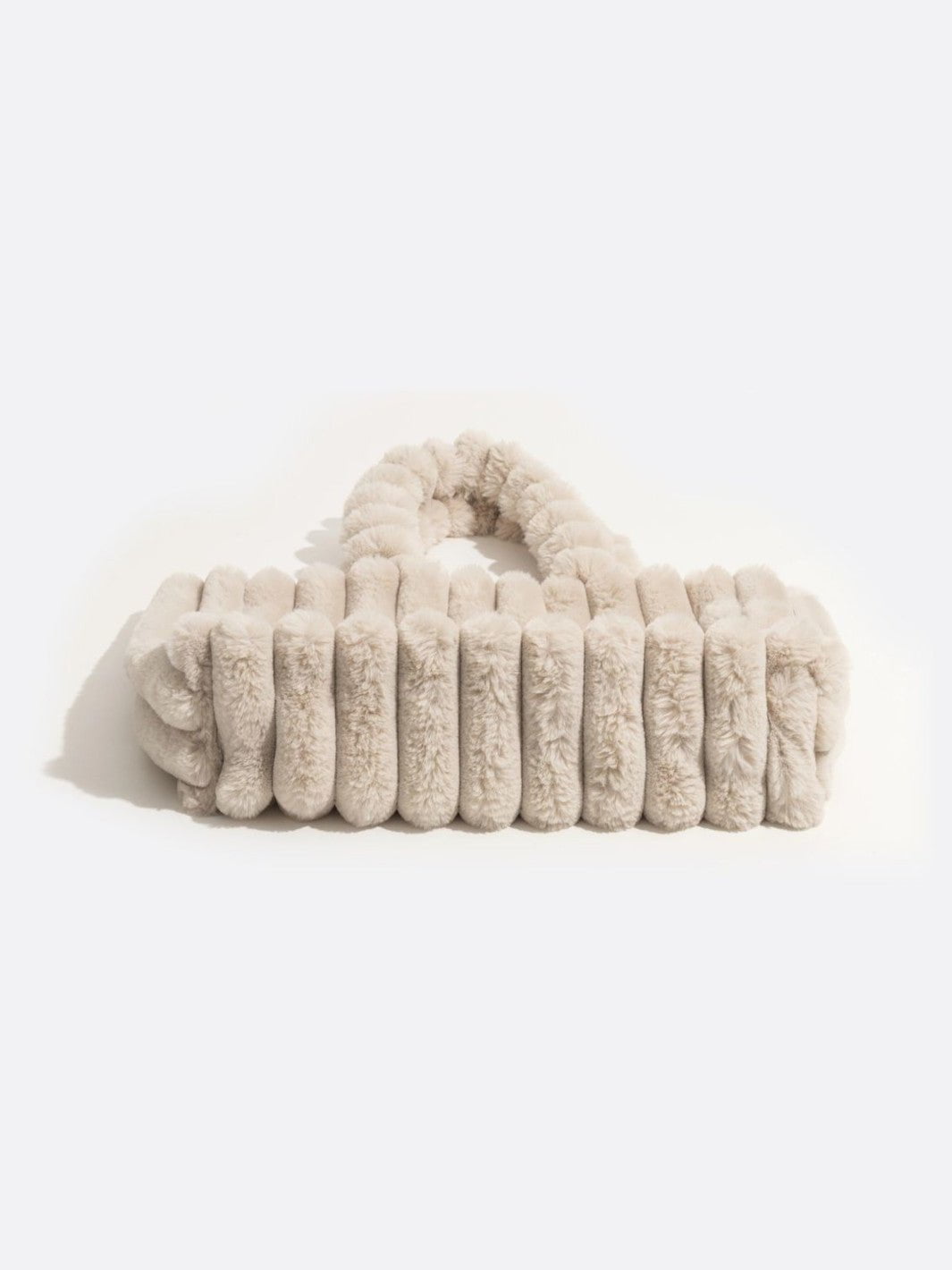 Faux fur tote bag<br> Sofyra